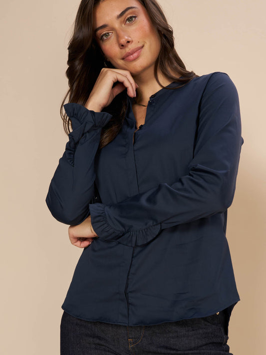 Modelshot / Night Blue / Detail