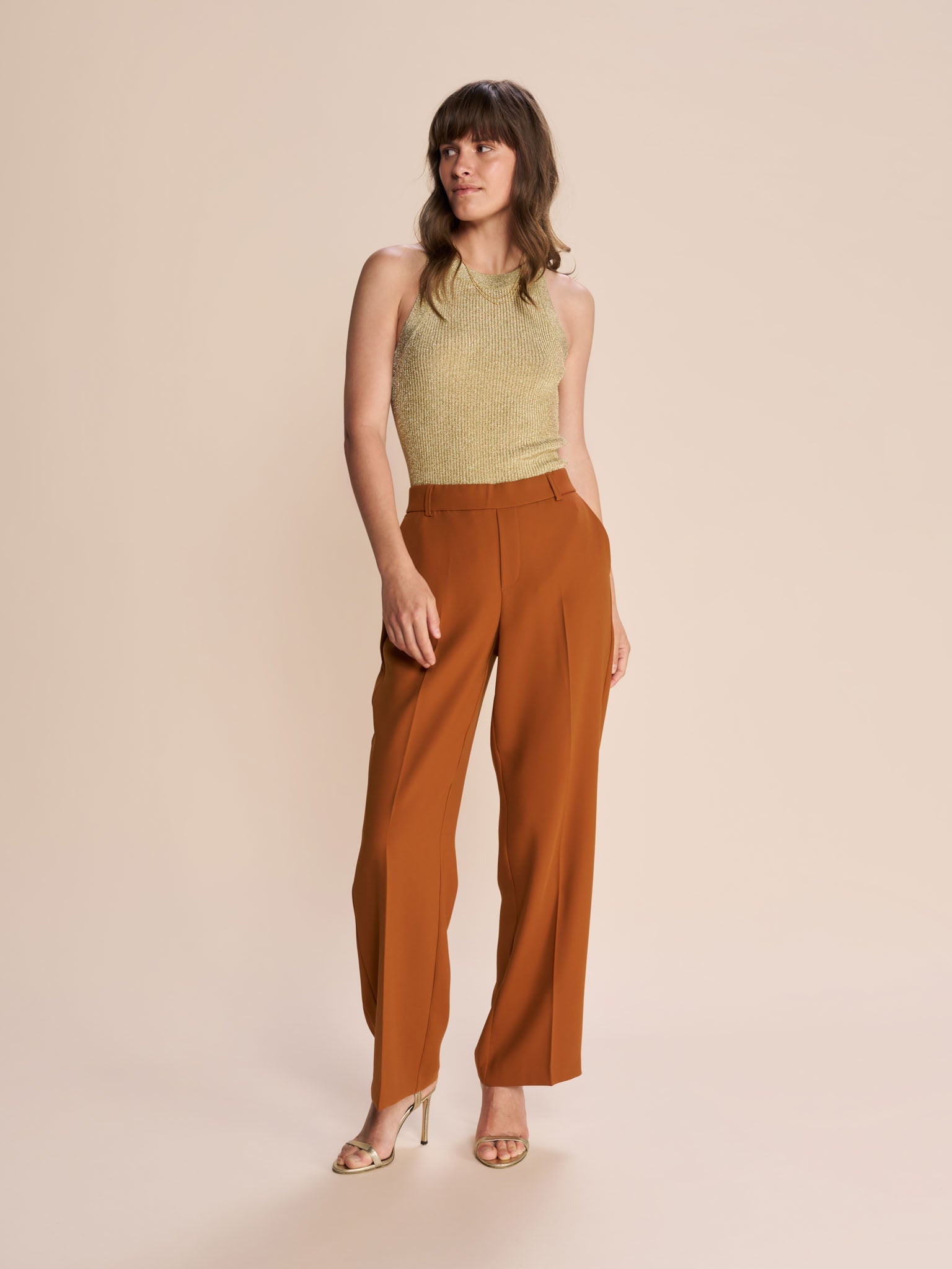 Modelshot / Caramel Cafè / Detail